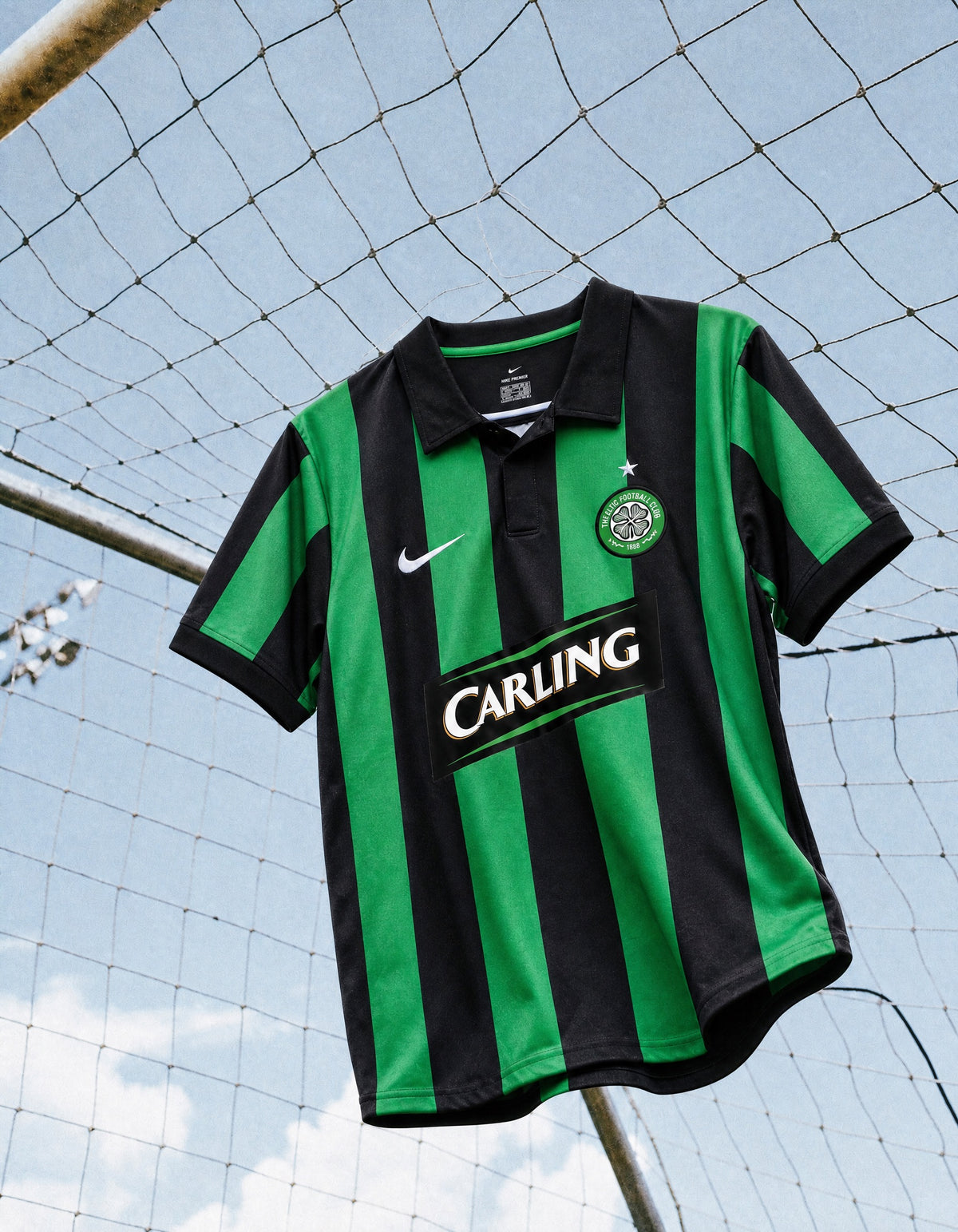 Dettaglio colletto nero football shirt Celtic 2005/06