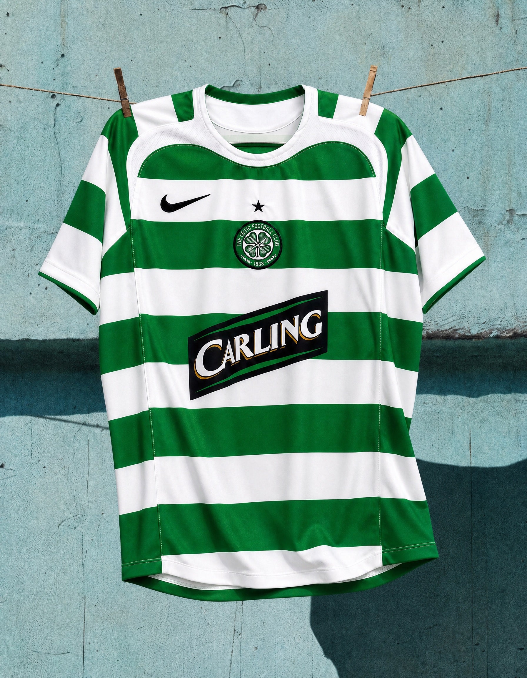 Dettaglio colletto Celtics maglia vintage anni 2000
