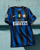 Dettaglio logo Inter su maglia 2009/10