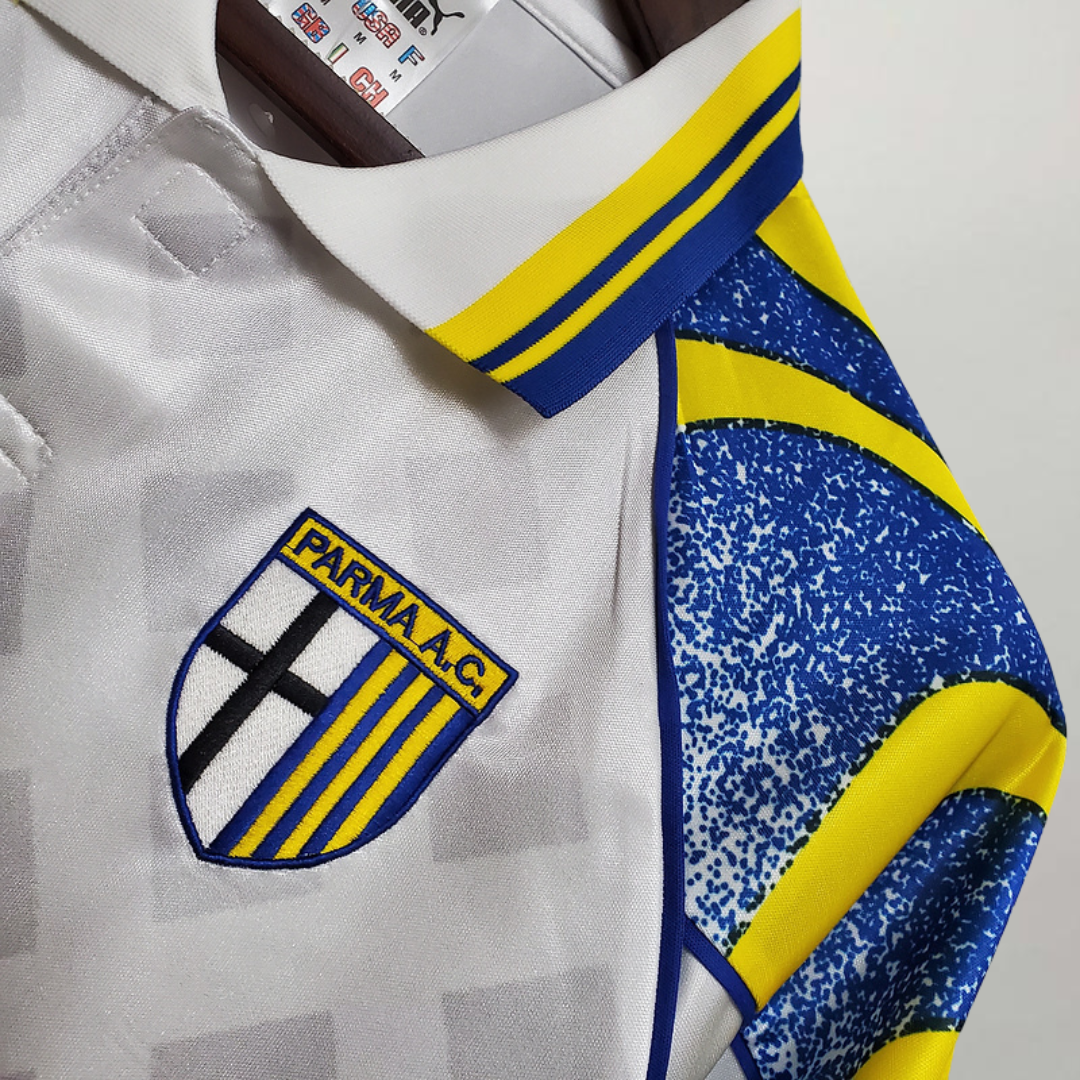 Dettaglio logo maglia Parma 1995/96