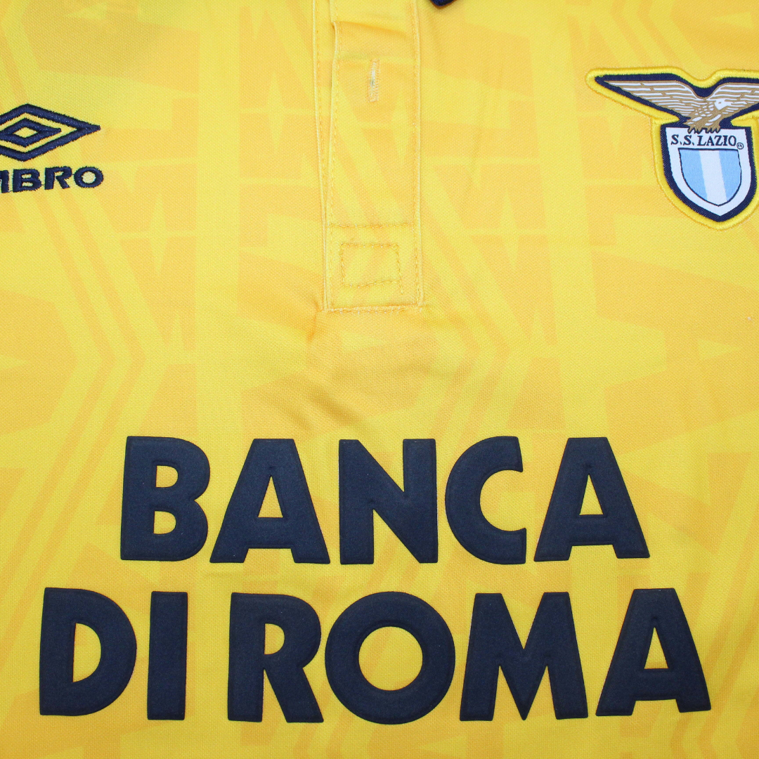 Dettaglio texture geometrica maglia Lazio 1993/94 away