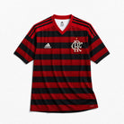 Dettaglio frontale Flamengo jersey 2018/19 con bande orizzontali sottili
