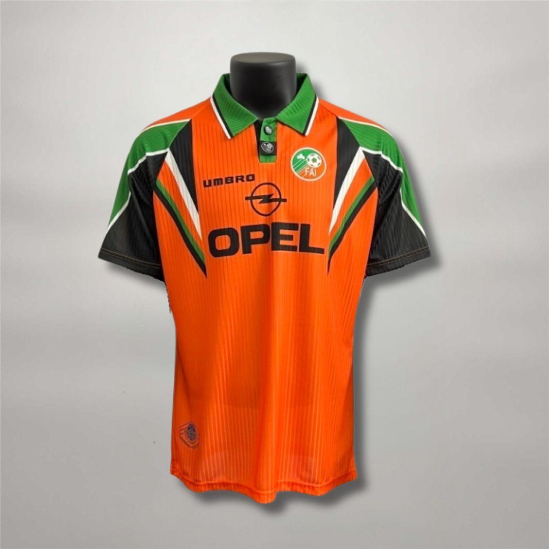 Maglia Irlanda Third 1998 arancione Umbro con sponsor Opel frontale