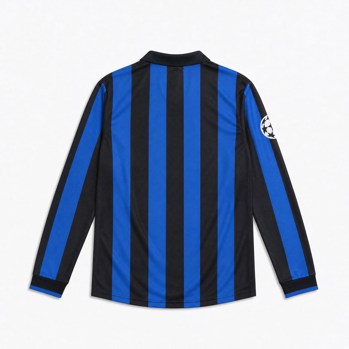 home Inter 1998/99 strisce nerazzurre, colletto a polo e stella dorata.
