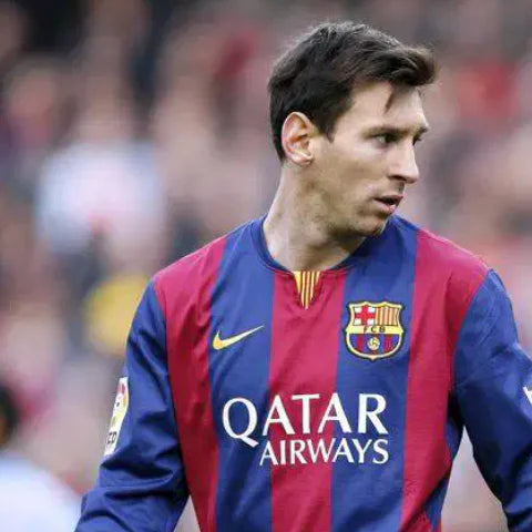 Lionel Messi con maglia Barcellona 2014/15 home durante partita