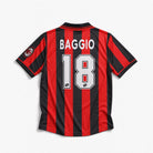 Retro maglia rossonera Milan 1996/97 con nome Baggio e numero 18 argento.