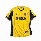Maglia Arsenal Away 1999/00 di Thierry Henry con design vintage giallo
