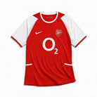 Maglia Arsenal Home 2002/03 di Thierry Henry con design rosso e bianco