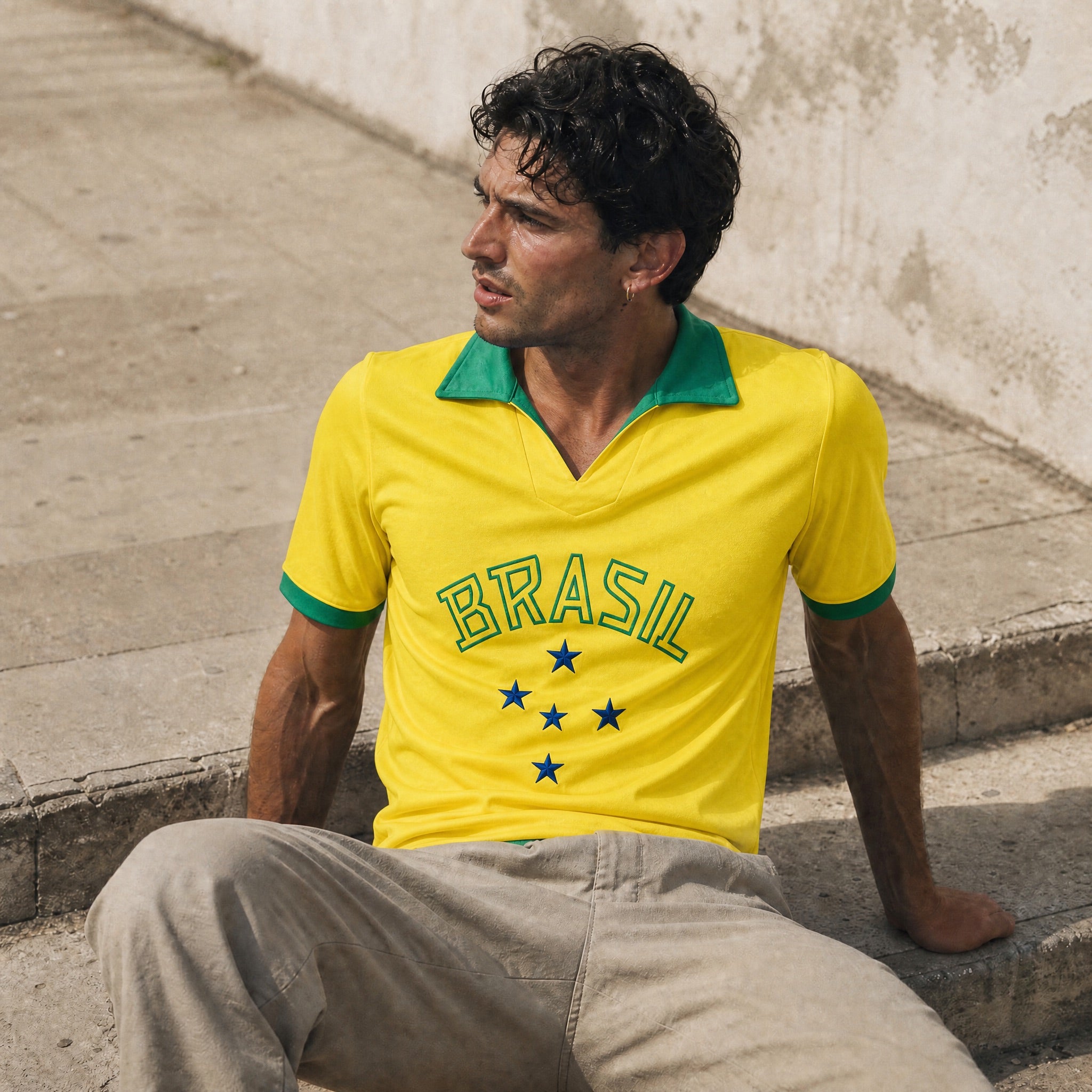 Tifoso che indossa maglia Brasile home 1958 taglio classico