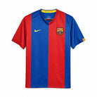 Maglia vintage Barcellona 2006/07 vista frontale strisce rosse e blu
