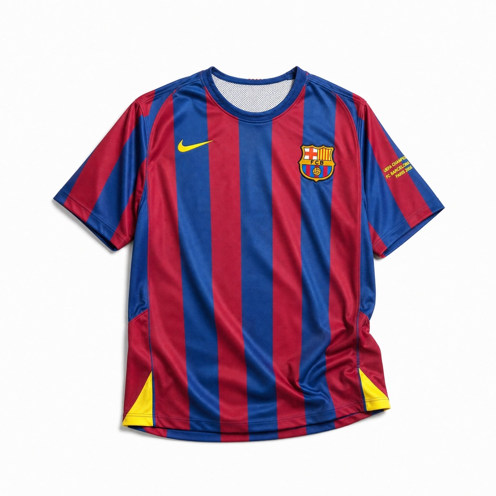 Ronaldinho con maglia Barcellona Home 2005/06 durante partita Champions League
