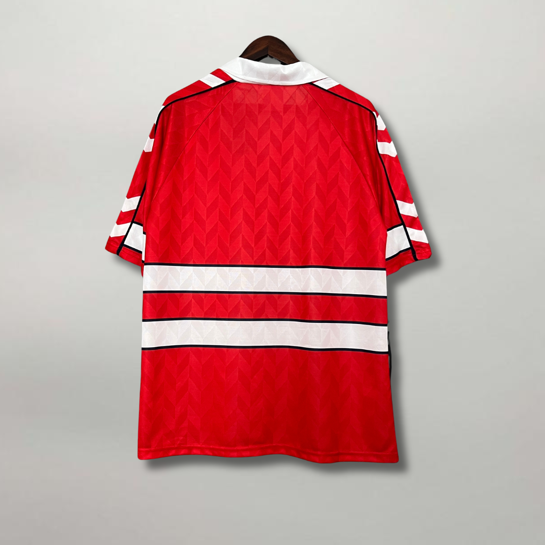 Maglia Danimarca 1988 retro home vista posteriore con design rosso uniforme