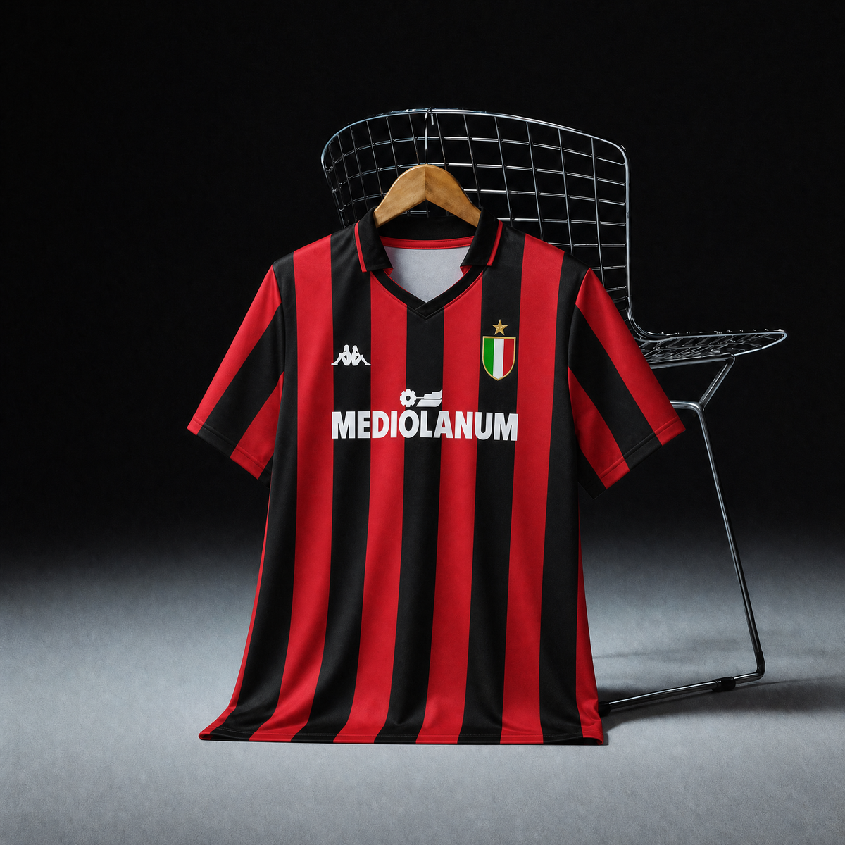 Maglia Maldini AC Milan Home 1988/89 dettaglio design e colori rossoneri.