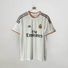 Maglia Real Madrid 2013/14 home bianca dettagli arancioni vista frontale