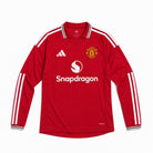 Maglia home Manchester United 2026/27 manica lunga vista frontale su manichino