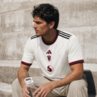 Dettaglio Maglia Man. United Third 2026/27 con motivo floreale
