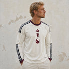 Dettaglio Maglia Man. United Third Long 2026/27 con motivo floreale