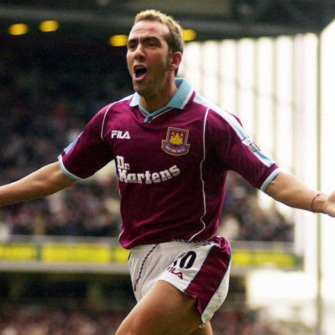 Paolo Di Canio West Ham 1999/00 con maglia away durante partita