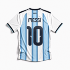 Retro della maglia bianco-celeste Argentina 2026 con il nome Messi e il numero 10 stampati in nero.
