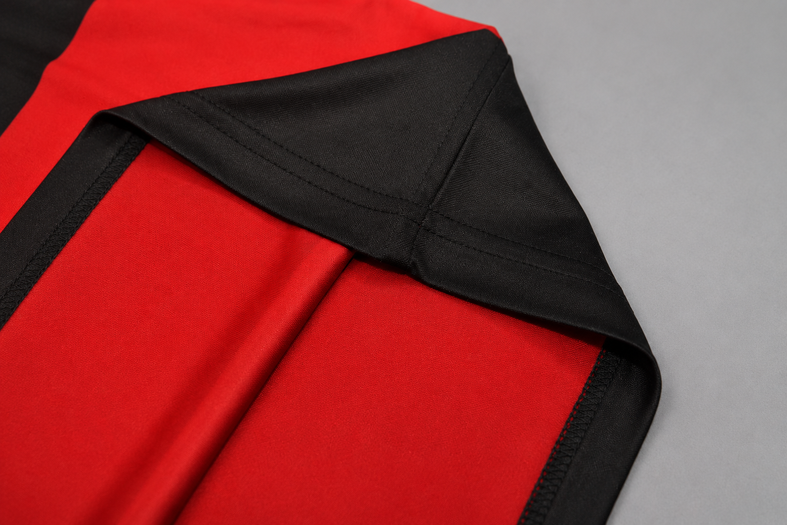 Flamengo maglia home 1982 83 rosso nera stile rétro brasiliano
