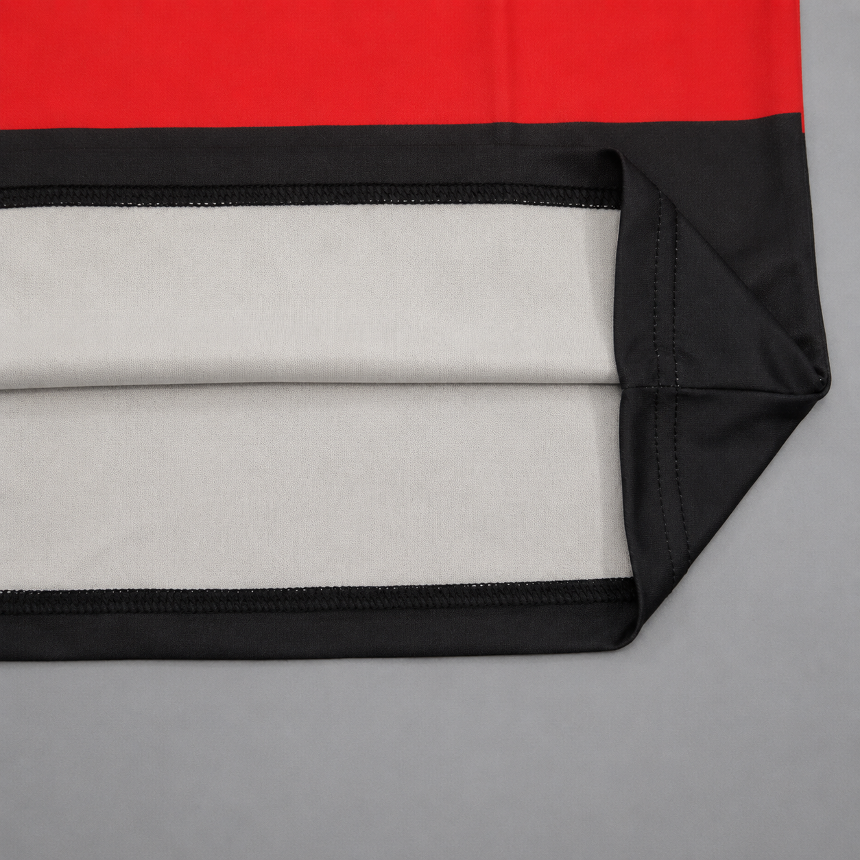 Maglia vintage Flamengo anni 90 dettaglio retro e maniche nere