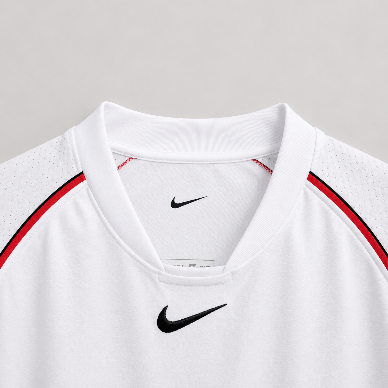 Dettaglio colletto Flamengo maglia away 2002/03 stile retrò