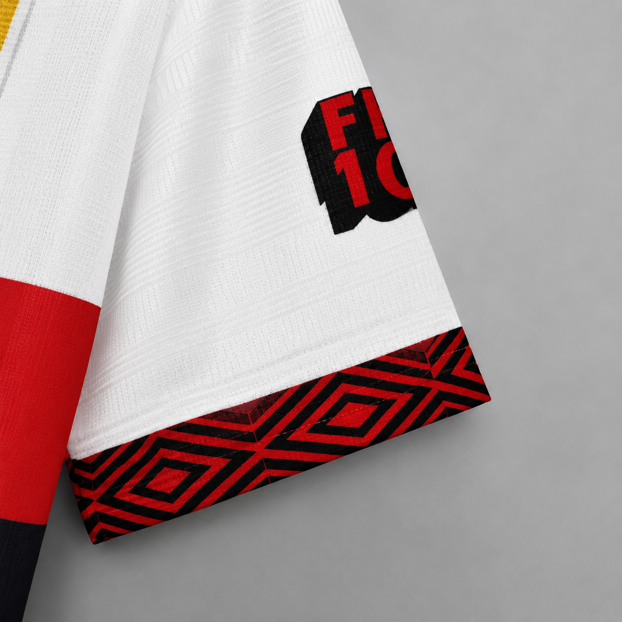 Flamengo jersey away 1995 dettaglio colletto rosso e design rétro