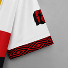 Flamengo jersey away 1995 dettaglio colletto rosso e design rétro