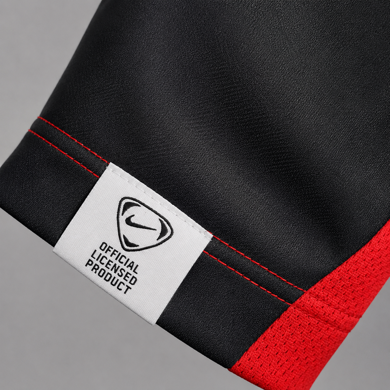 Retro jersey Flamengo 2007/08 con dettagli dorati