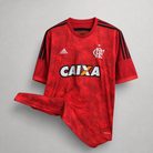 Flamengo jersey vintage 2014/15 appesa con visuale completa frontale