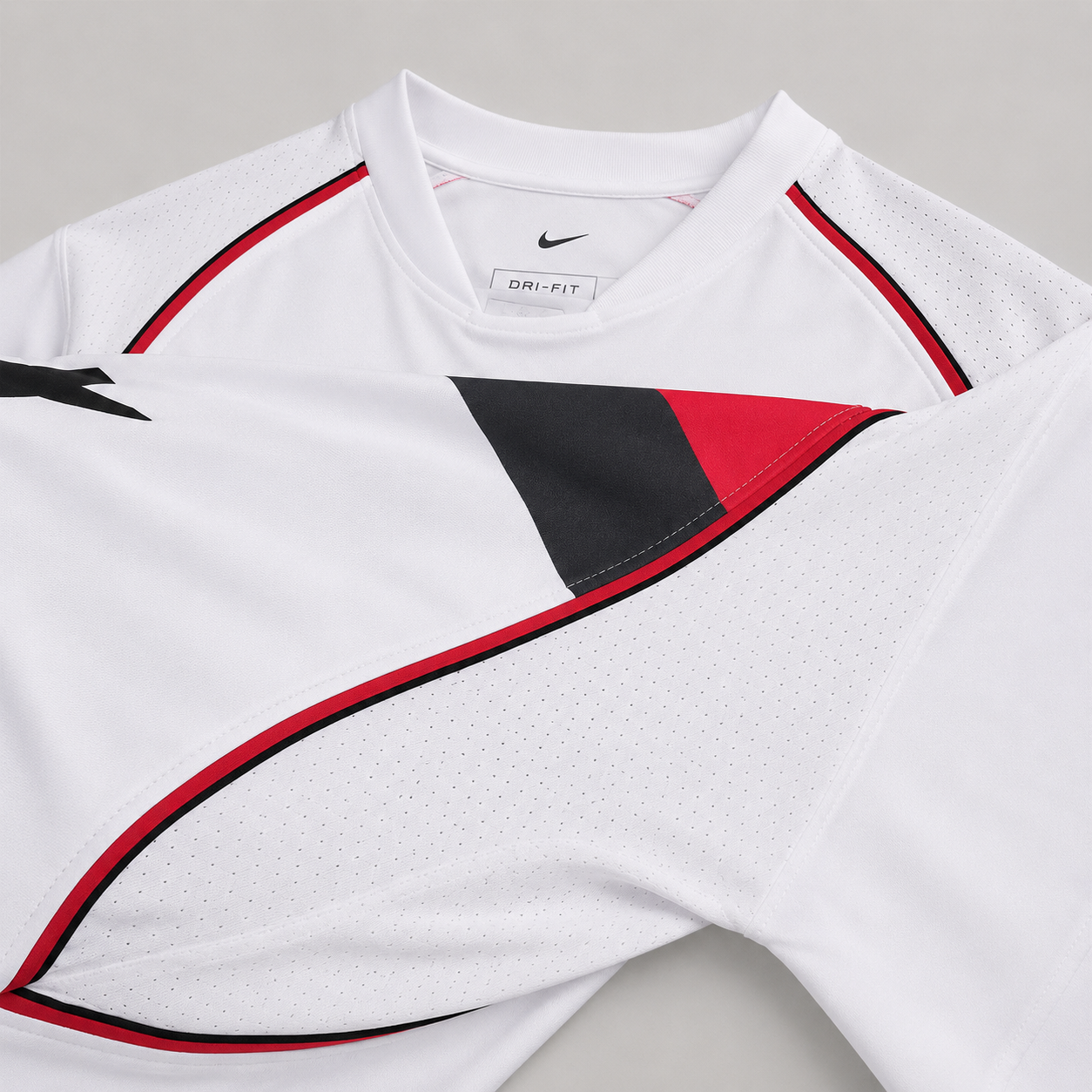 Flamengo shirt away 2002/03 con dettagli rossi e neri