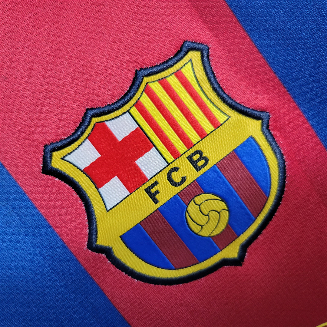 Dettaglio logo maglia Barcellona 2010/11