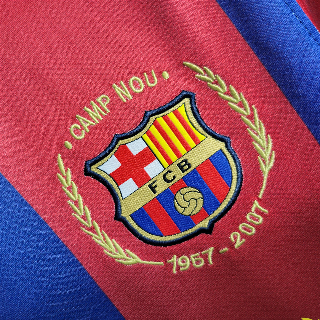 Dettaglio stemma Barcellona maglia Home 2007/08 celebrativa Camp Nou