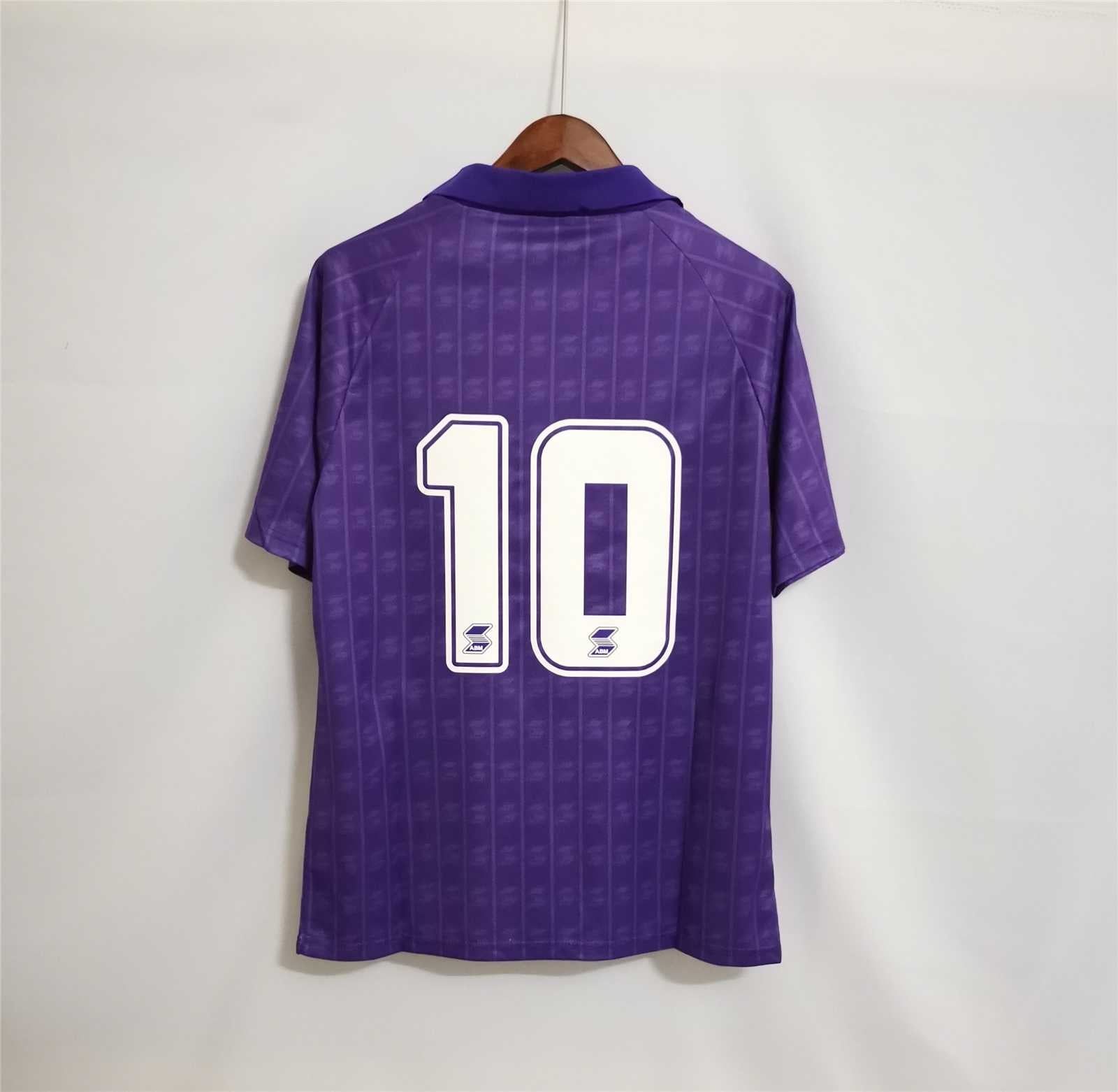 Retro maglia viola Fiorentina 1989/90 Baggio numero 10 bianco con font d'epoca.